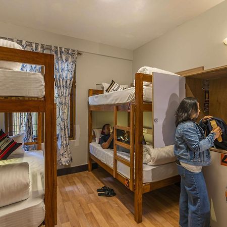 Zostel Shillong Hostel ภายนอก รูปภาพ