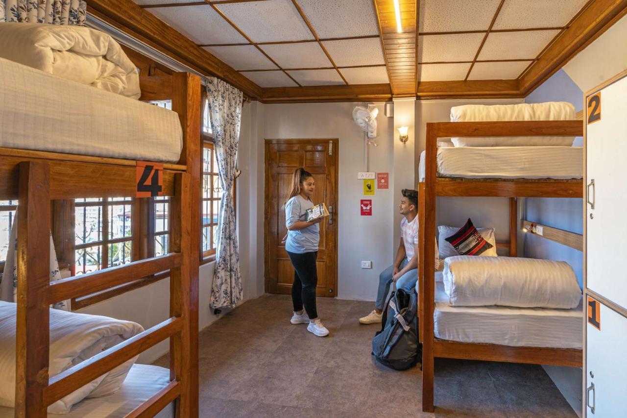 Zostel Shillong Hostel ภายนอก รูปภาพ