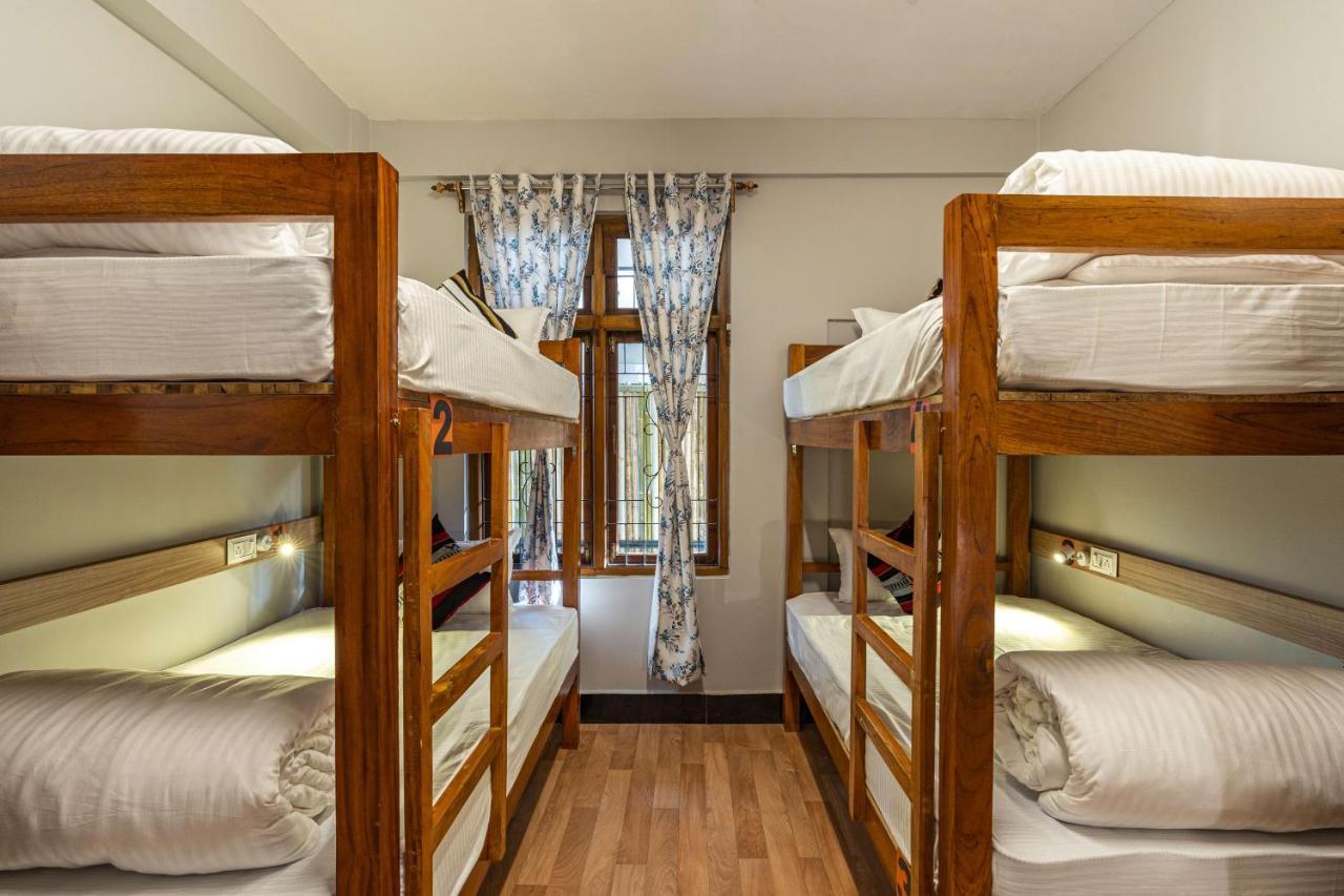 Zostel Shillong Hostel ภายนอก รูปภาพ