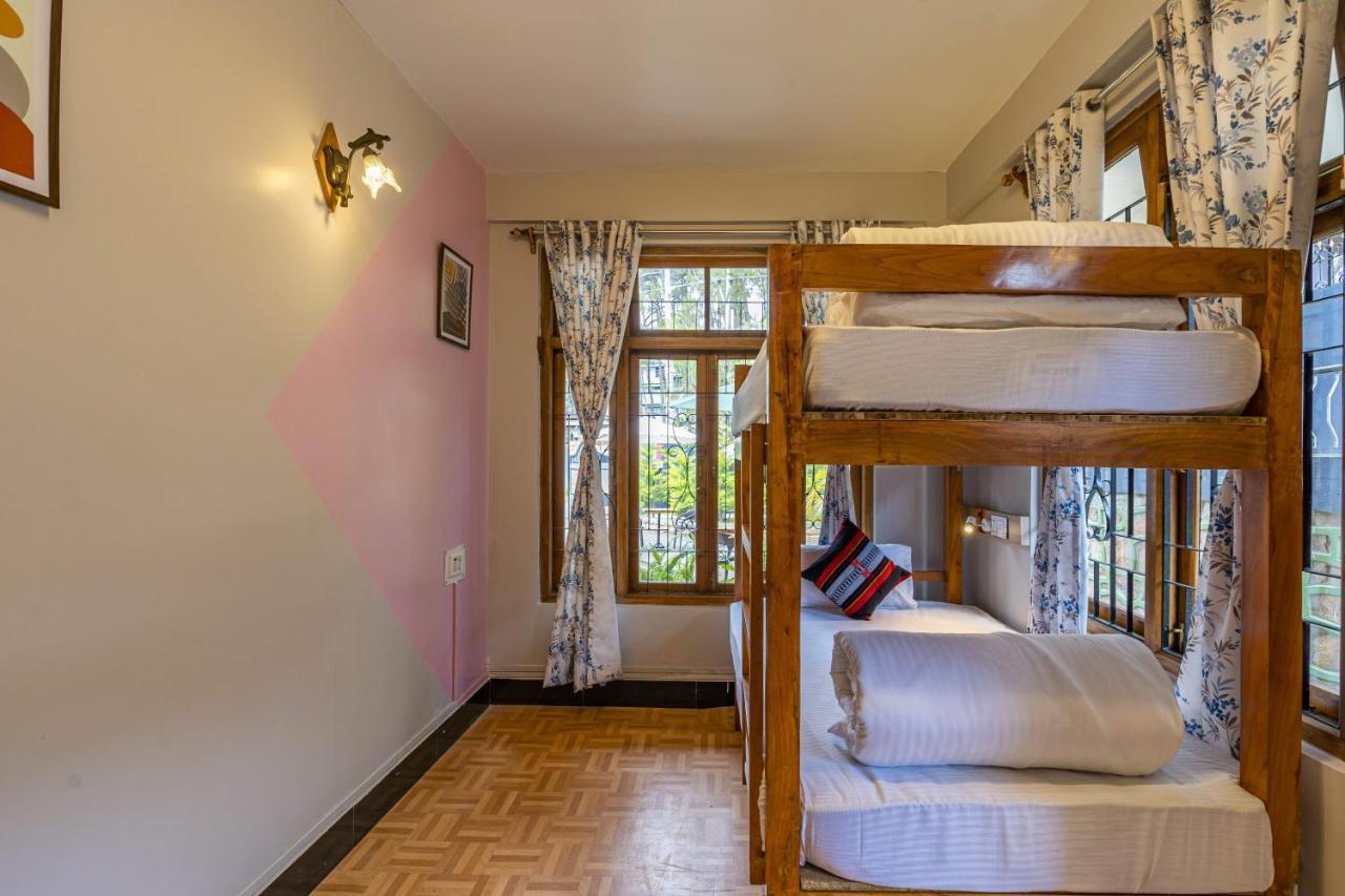 Zostel Shillong Hostel ภายนอก รูปภาพ