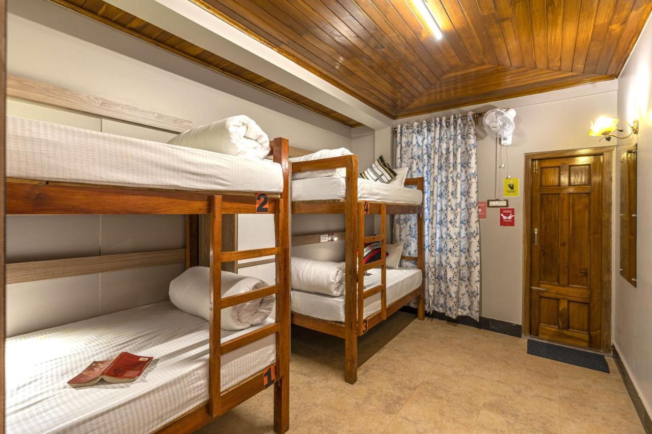 Zostel Shillong Hostel ภายนอก รูปภาพ