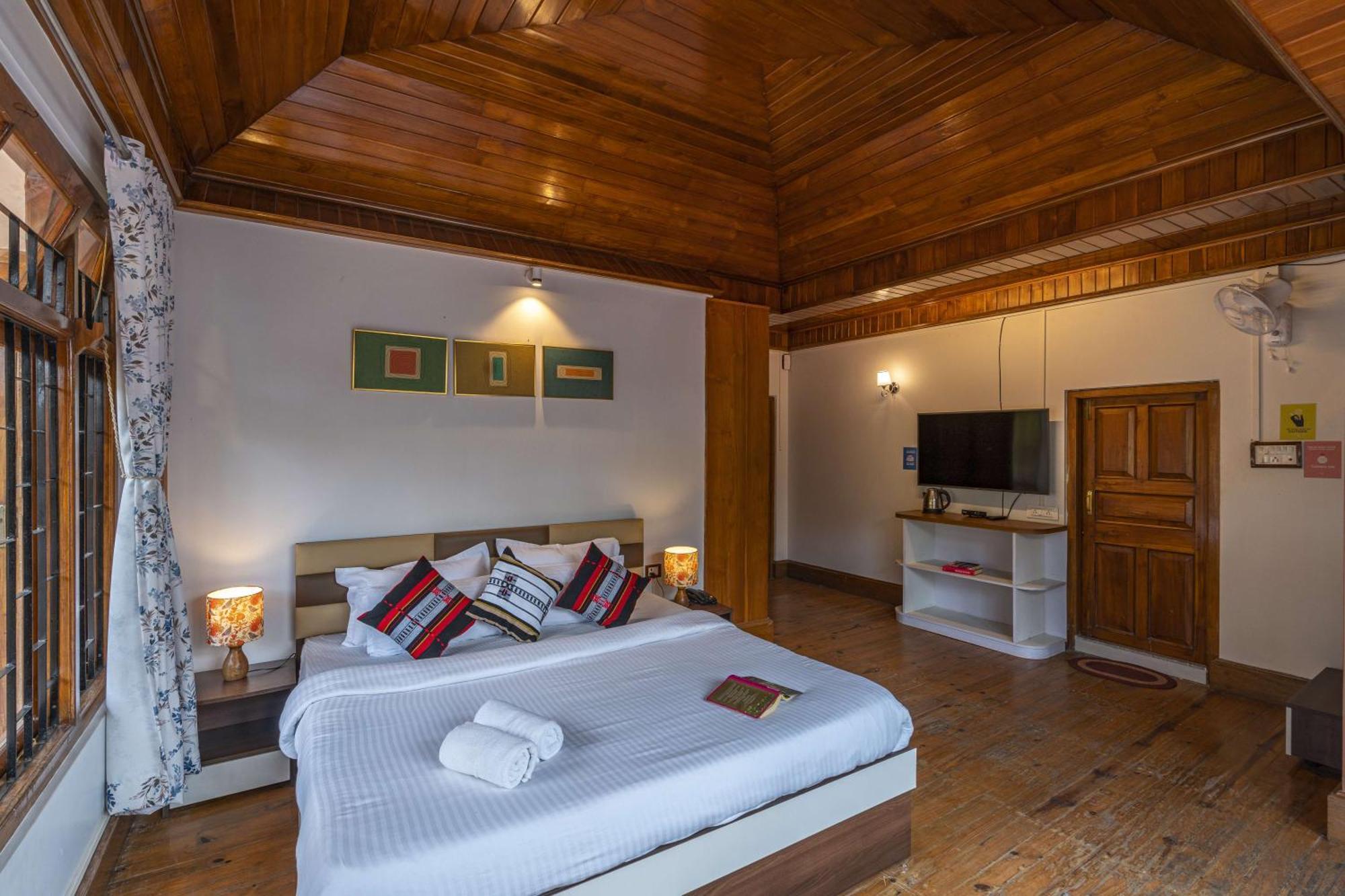 Zostel Shillong Hostel ภายนอก รูปภาพ