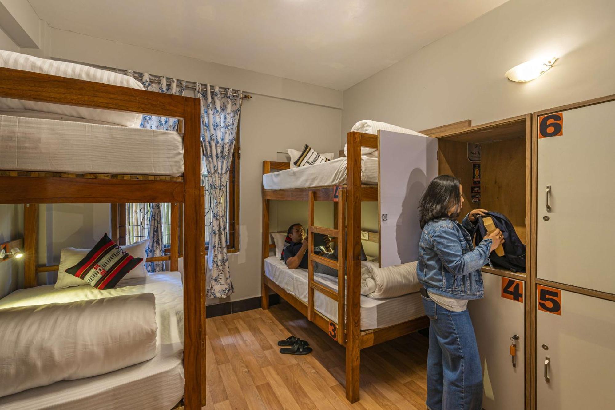 Zostel Shillong Hostel ภายนอก รูปภาพ